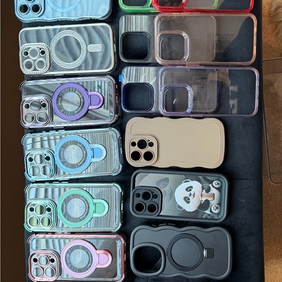 Colorful iPhone 15 Pro Case Collection - Picture 2 of 3